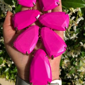 Kendra Scott Magenta Harlow